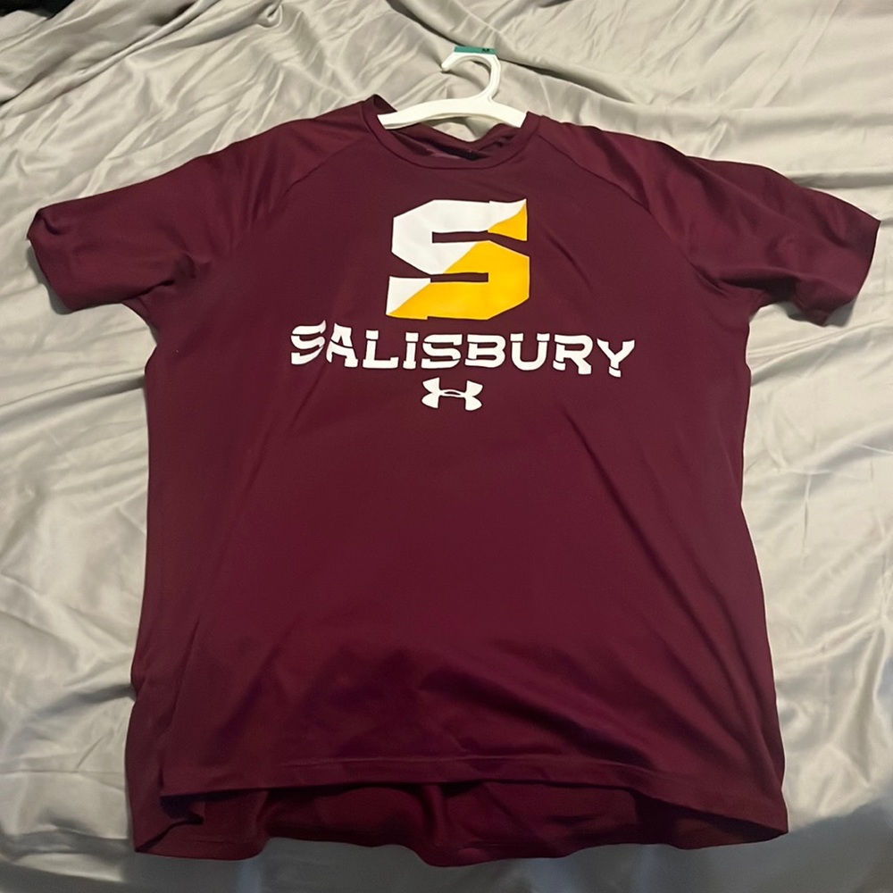 Salisbury under armor t shirt